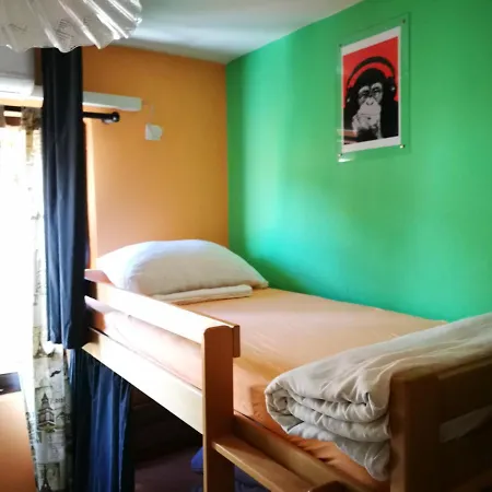 Balkaneros Hostel *